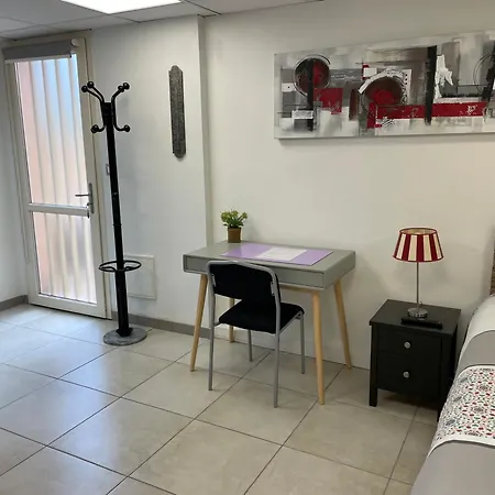 Aparthotel Studio Du Pastel 3*